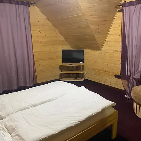 райшток Lodge *